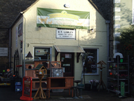 Lumley-pet-supplies